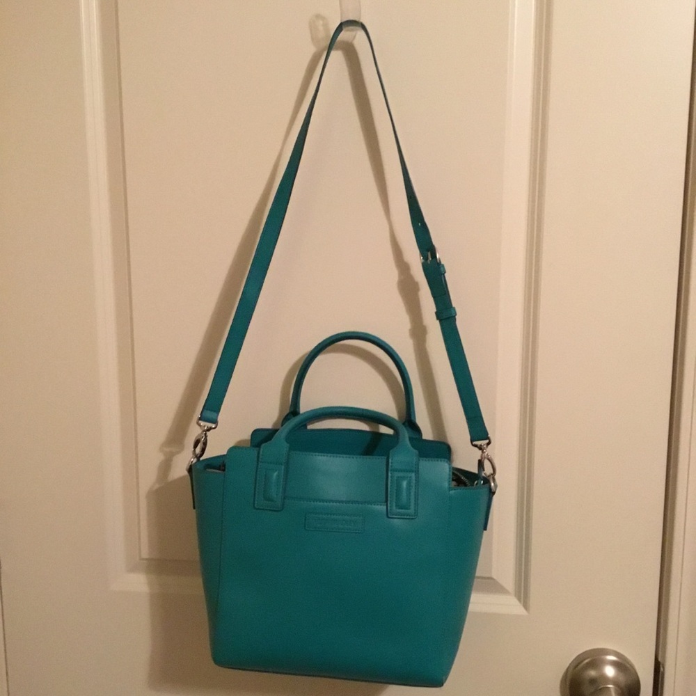 Vera Bradley teal purse.